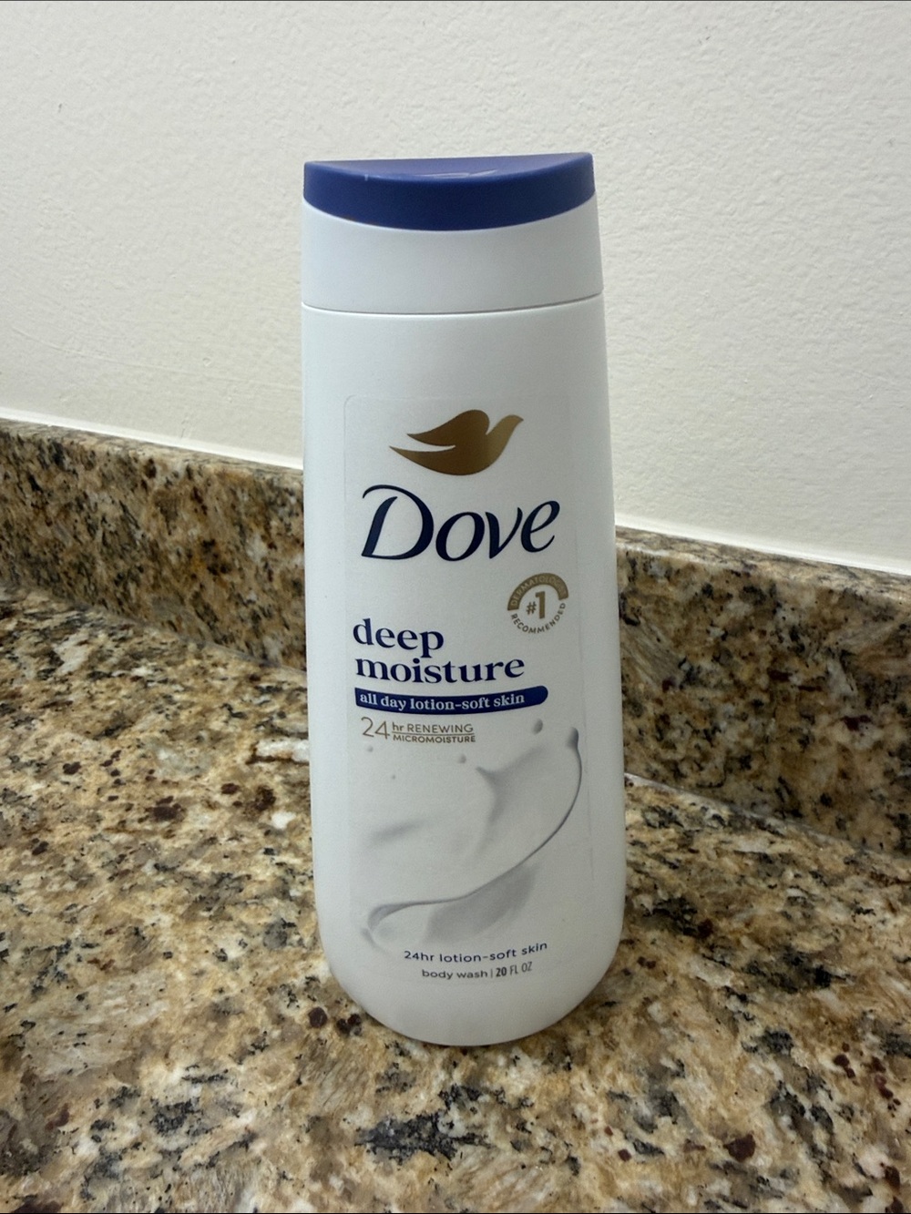 NWT Dove Deep Moisture Body Wash - (Deep Moisture)